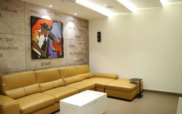 Vì Sao Ghế Sofa Da Luôn Được Ưa Chuộng Trong Không Gian Sống Hiện Đại?